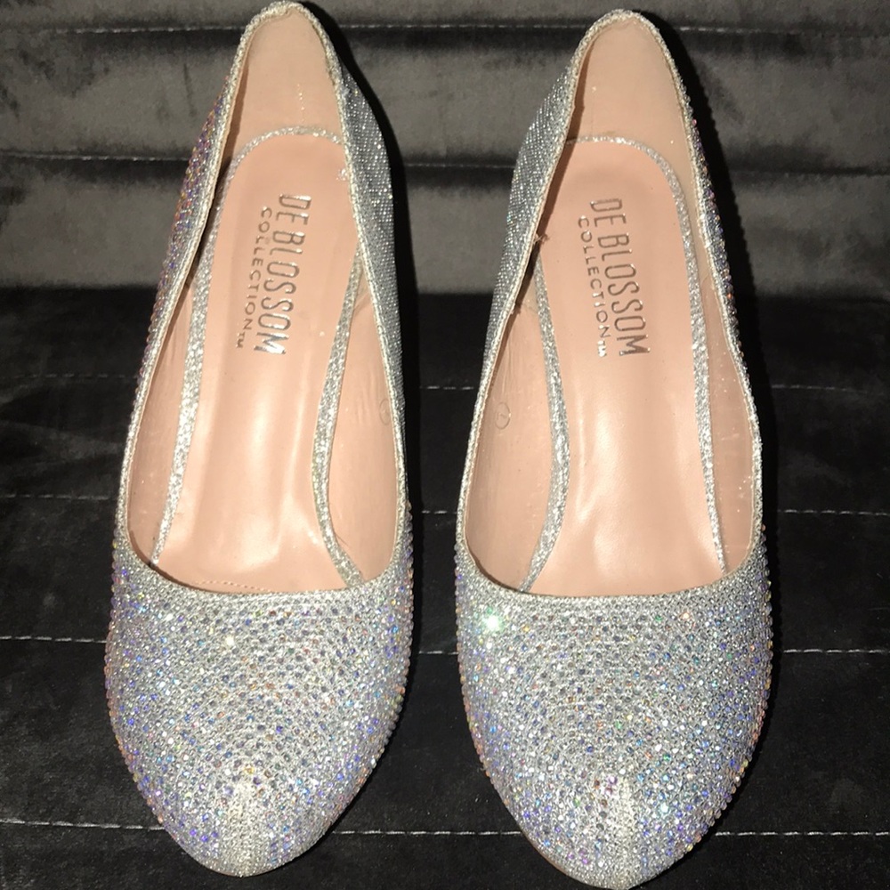 Size 7 heels💍